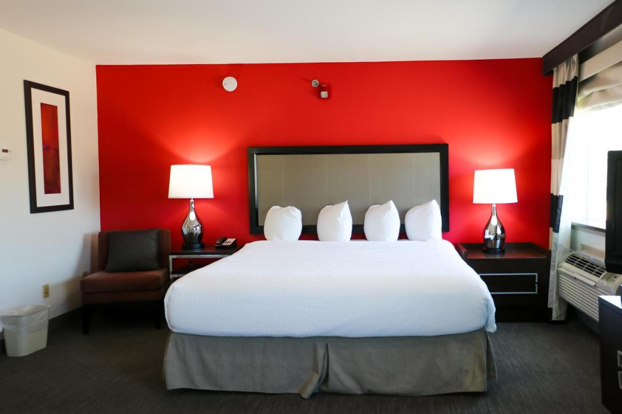 Ramada By Wyndham Del Rio Otel Dış mekan fotoğraf
